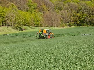 ContourControl-rampstyrning för burna sprutor i UF 02 serien 